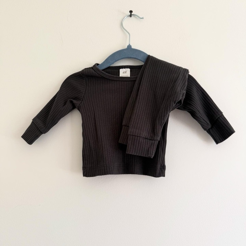 H&M ribbed set 1-2 months (US newborn)